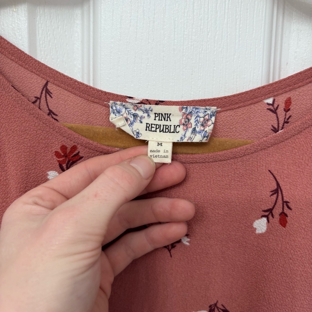 Dusty Rose Floral Twist-Front Blouse | Pink Republic M - Picture 5 of 8